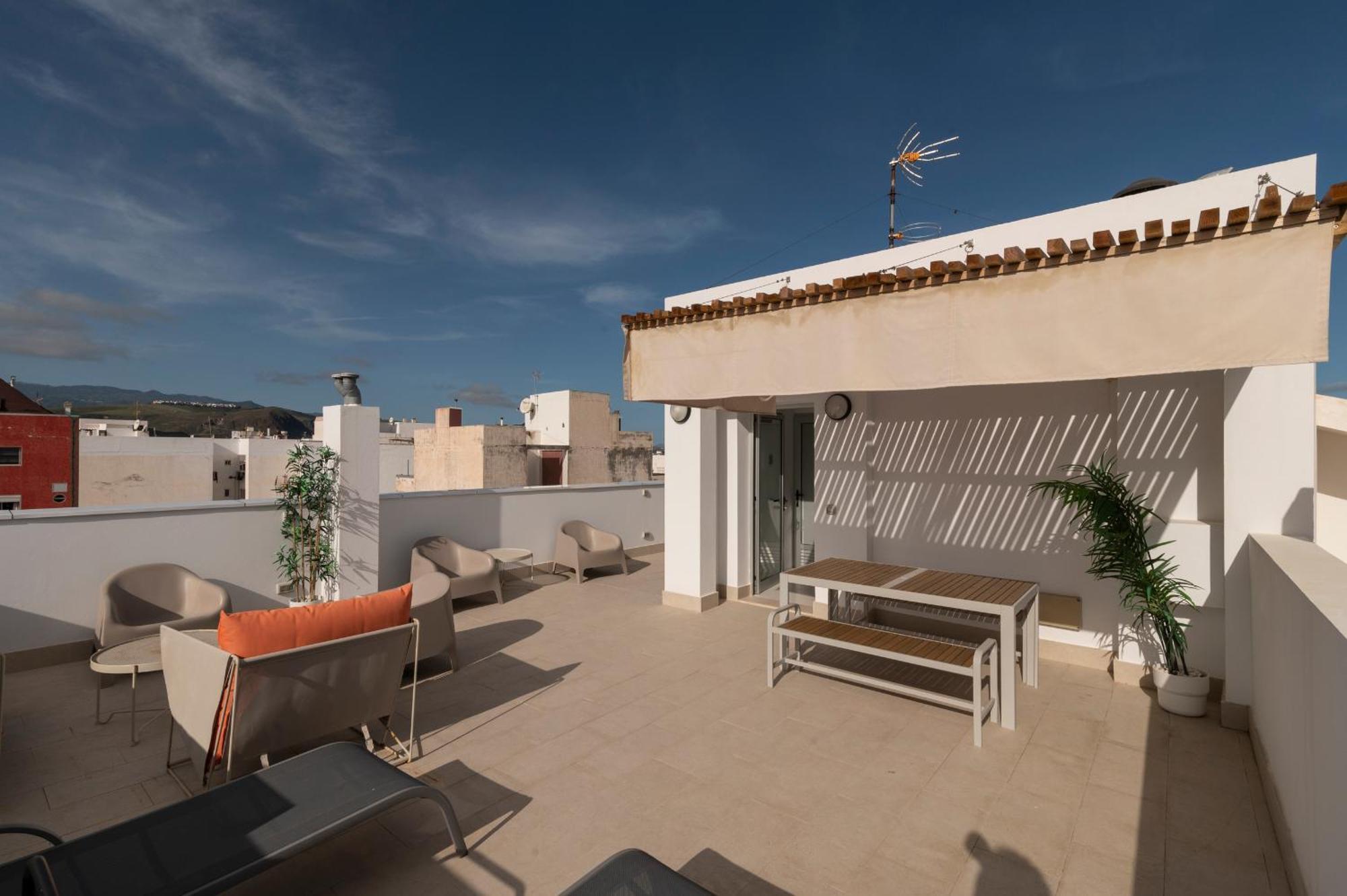 Nuevos Lightbooking Livian Suites Las Palmas Εξωτερικό φωτογραφία